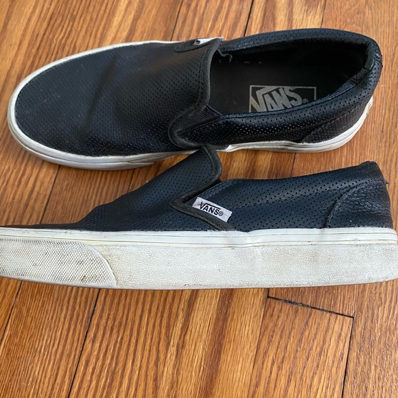 black leather vans size 7